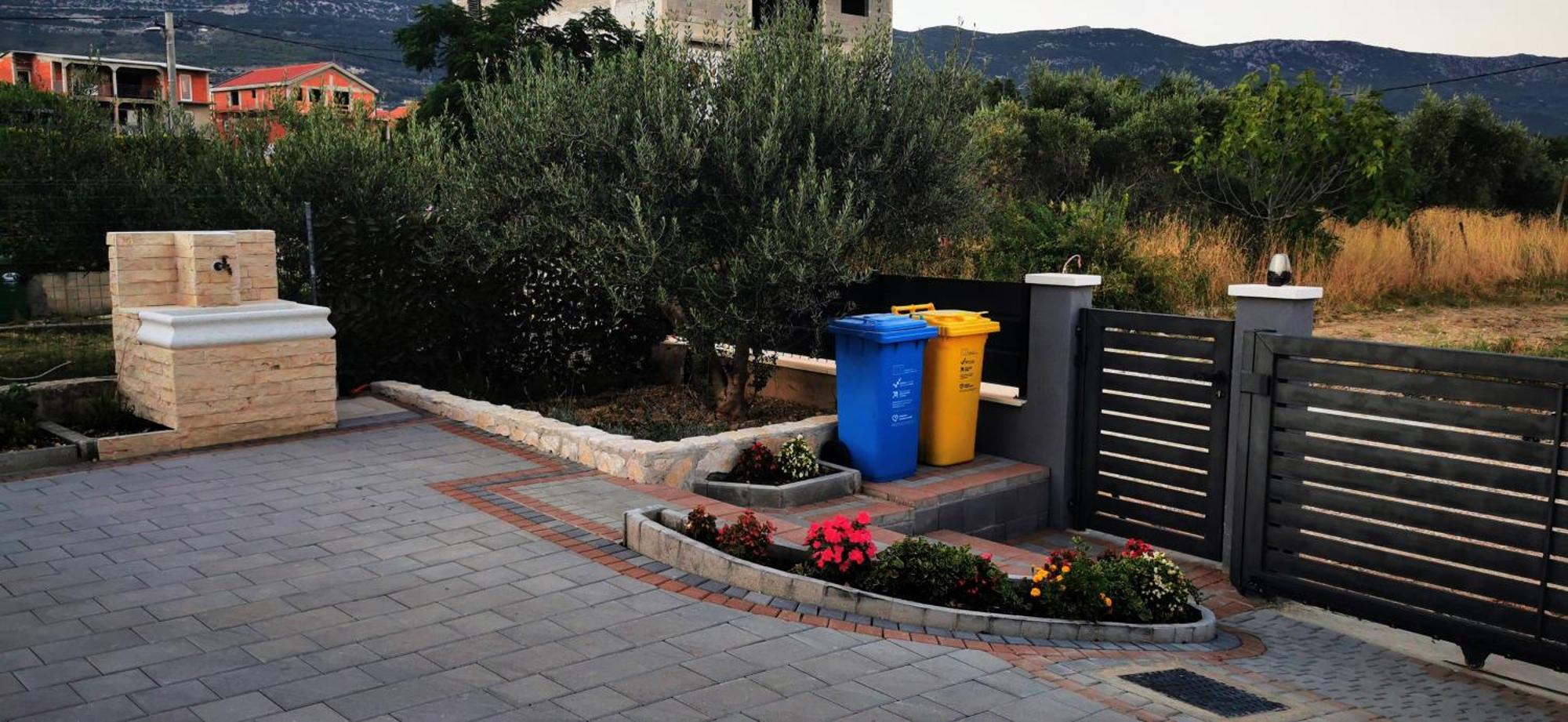 Apartment House Kastela With Heated Pool & Jacuzzi Pokój zdjęcie